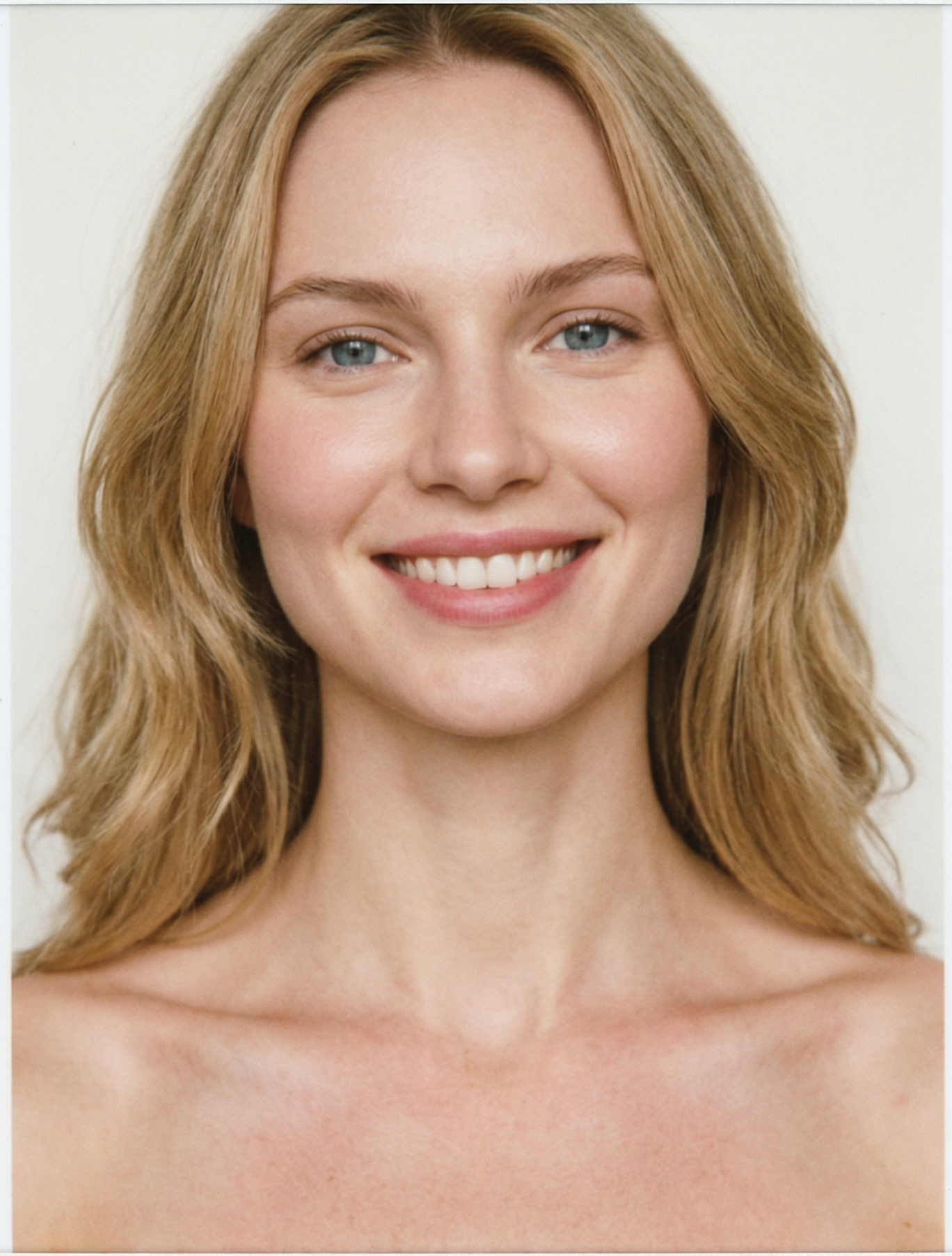 Modelo digital Olivia — MUVA Beauty